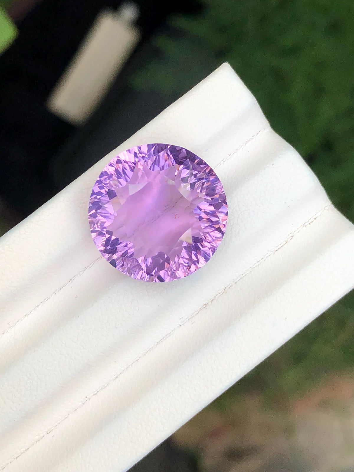 Amethyst 17.45 ct Round Cut — Natural Light Purple Gemstone - photo 1