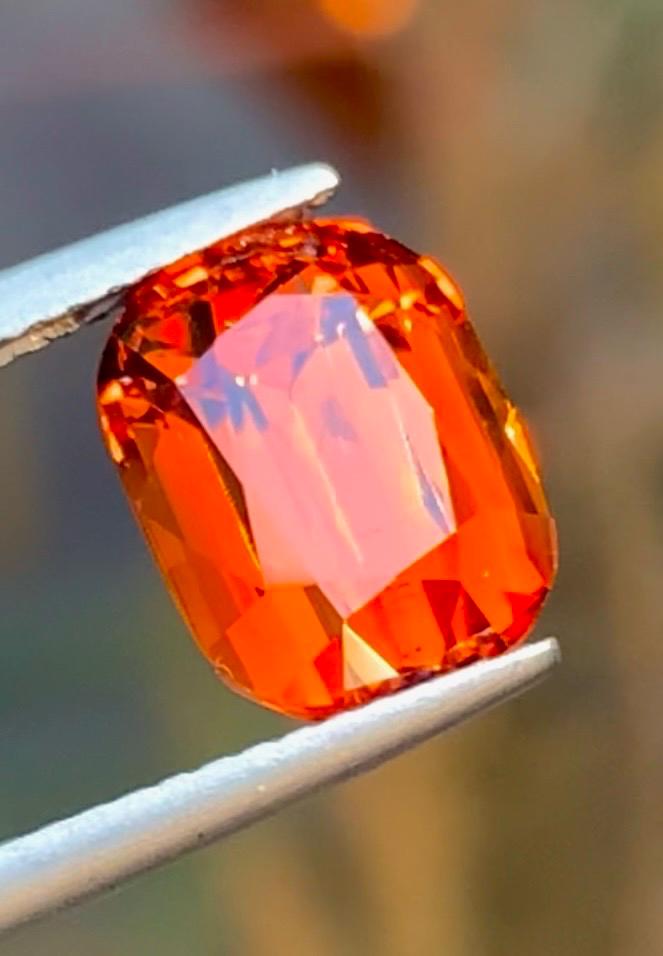 Spessartite Garnet 5.10ct Rectangular — Natural Mandarin orange Gemstone - photo 2