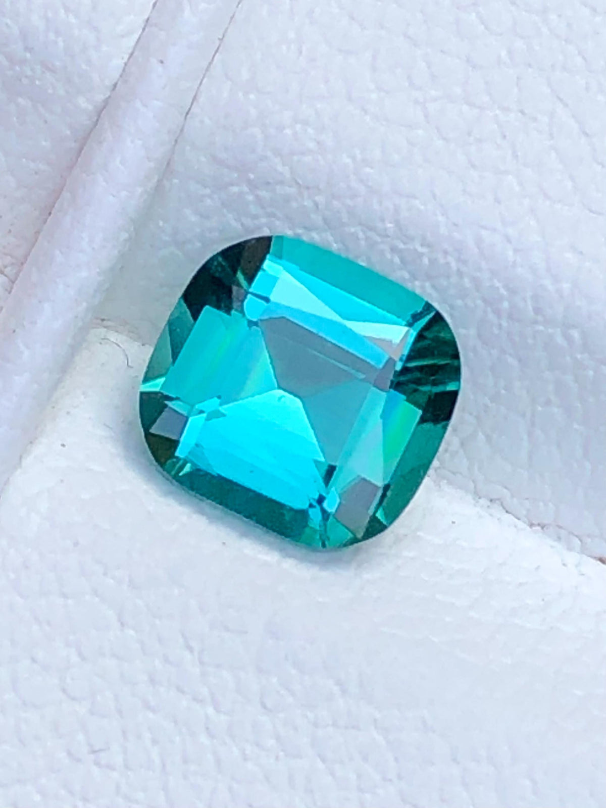 Tourmaline 1.20ct Cushion cut — Natural Lagoon teal Gemstone - photo 2
