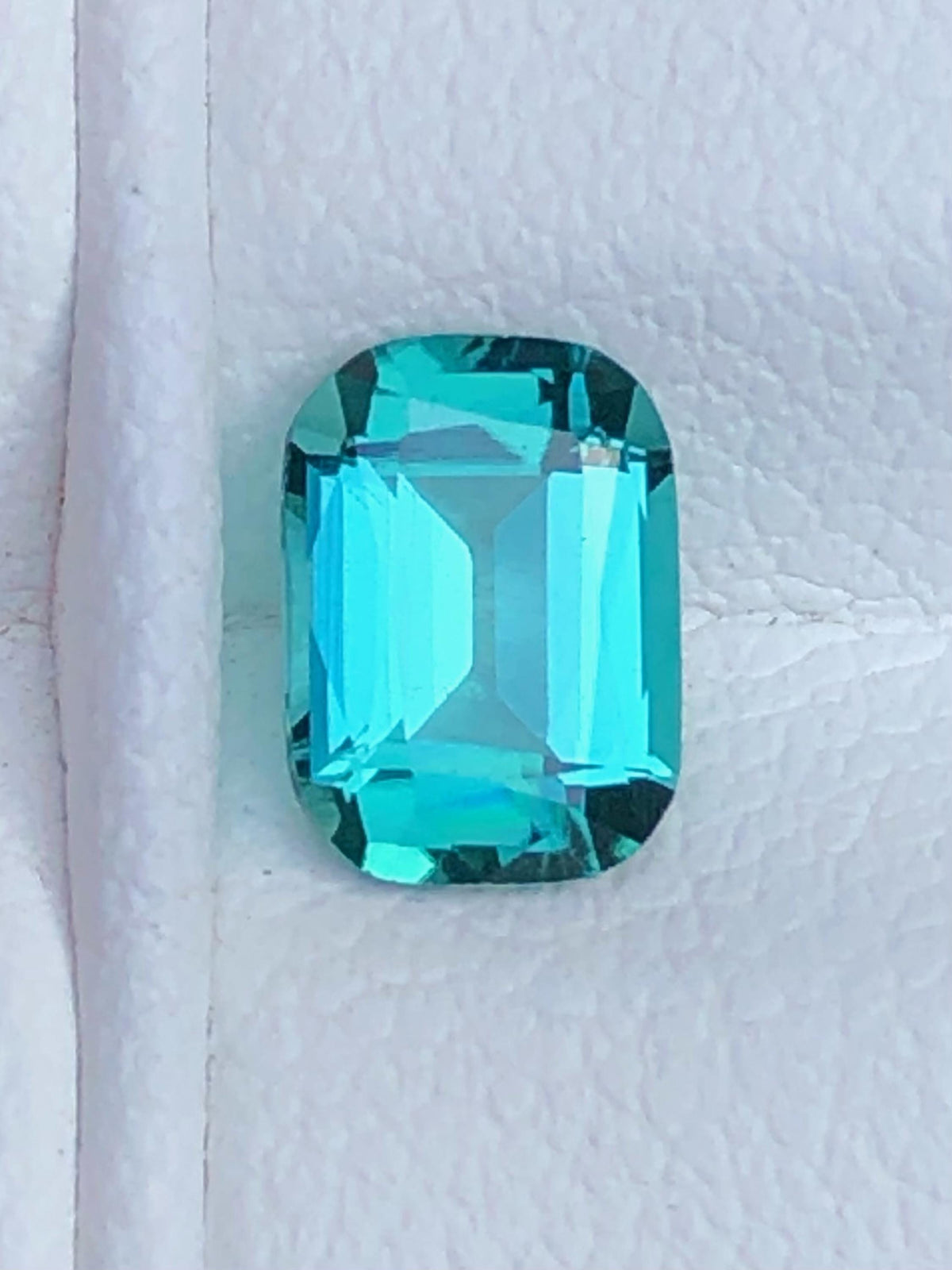 Tourmaline 0.90ct Rectangular — Natural Lagoon teal Gemstone - photo 2
