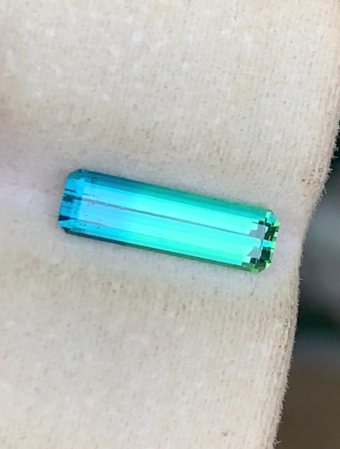 Bi-Color Tourmaline 1.45ct baguette-cut — Natural Blue & Green Gemstone - photo 1