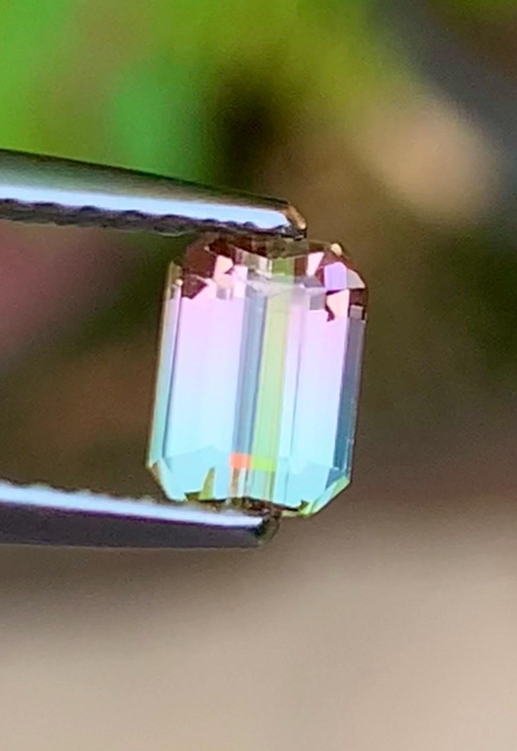 Bi-Color Tourmaline 0.60ct Emerald cut — Natural Bi-colour pink & green Gemstone - photo 2