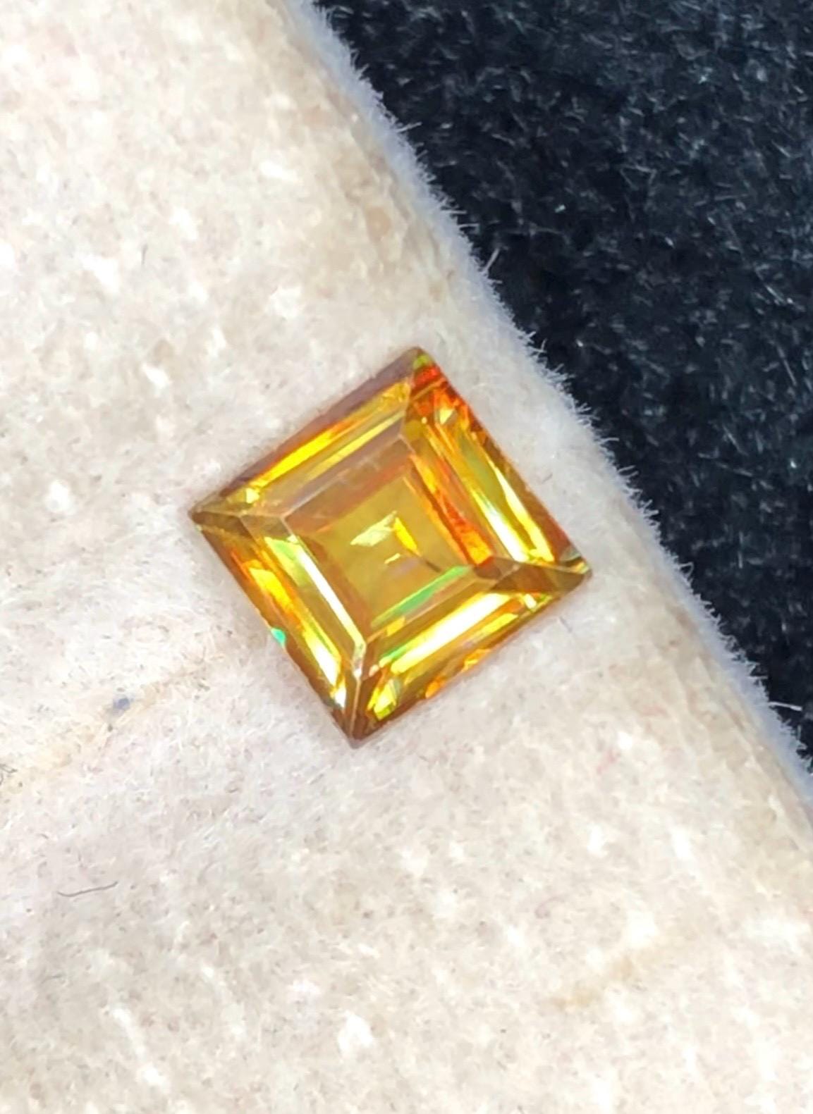 Sphene 0.55ct Faceted — Natural Yellowish Brown Gemstone - photo 2