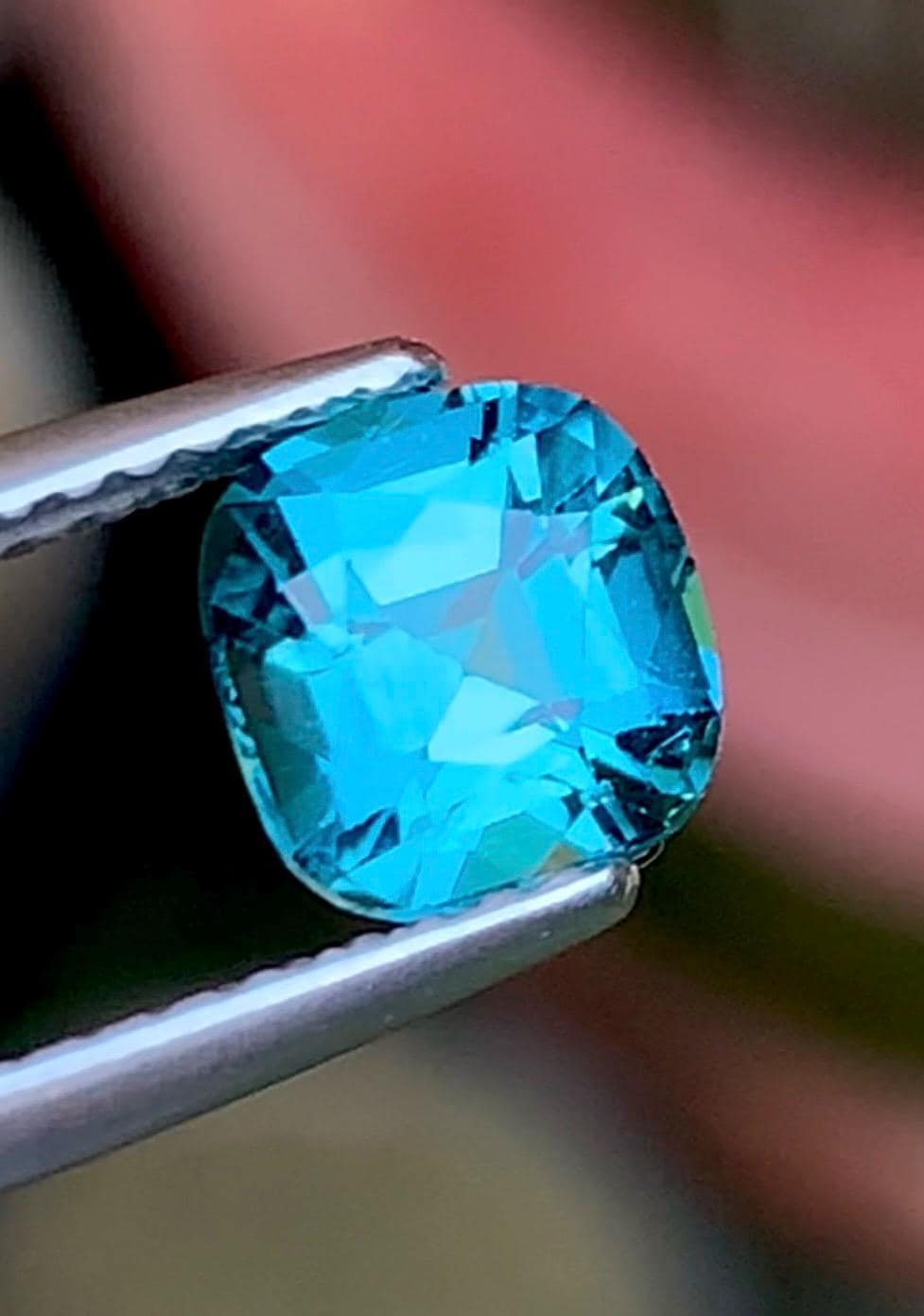 Tourmaline 1.25ct cushion-cut — Natural neon blue Gemstone - photo 1