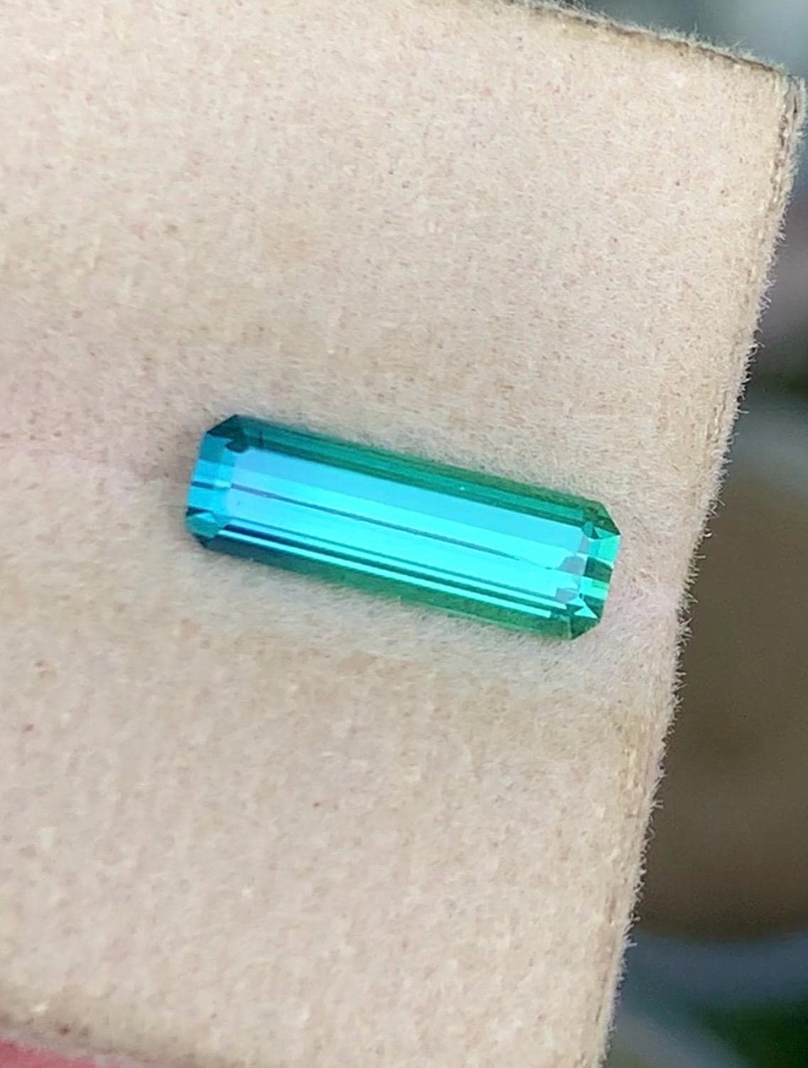 Bi-Color Tourmaline 1.65ct baguette-cut — Natural Blue & Green Gemstone - photo 1