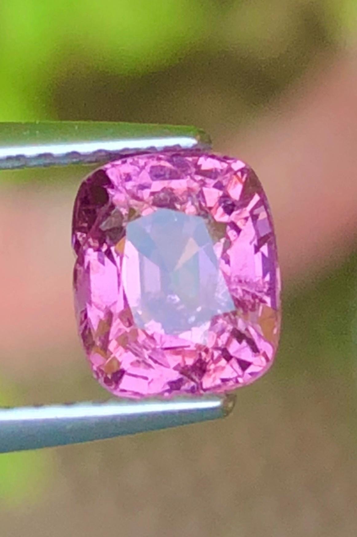Spinel 1.50ct Cushion — Natural Purple Gemstone - photo 2