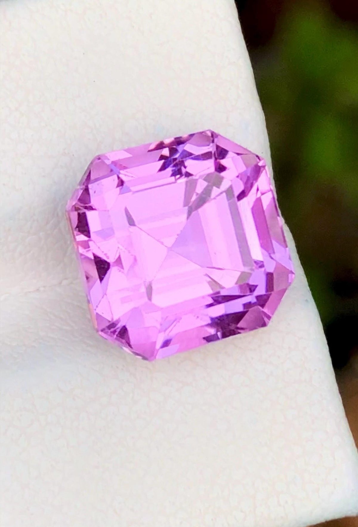9.90 ct pink kunzite asscher cut, Kunar Afghanistan