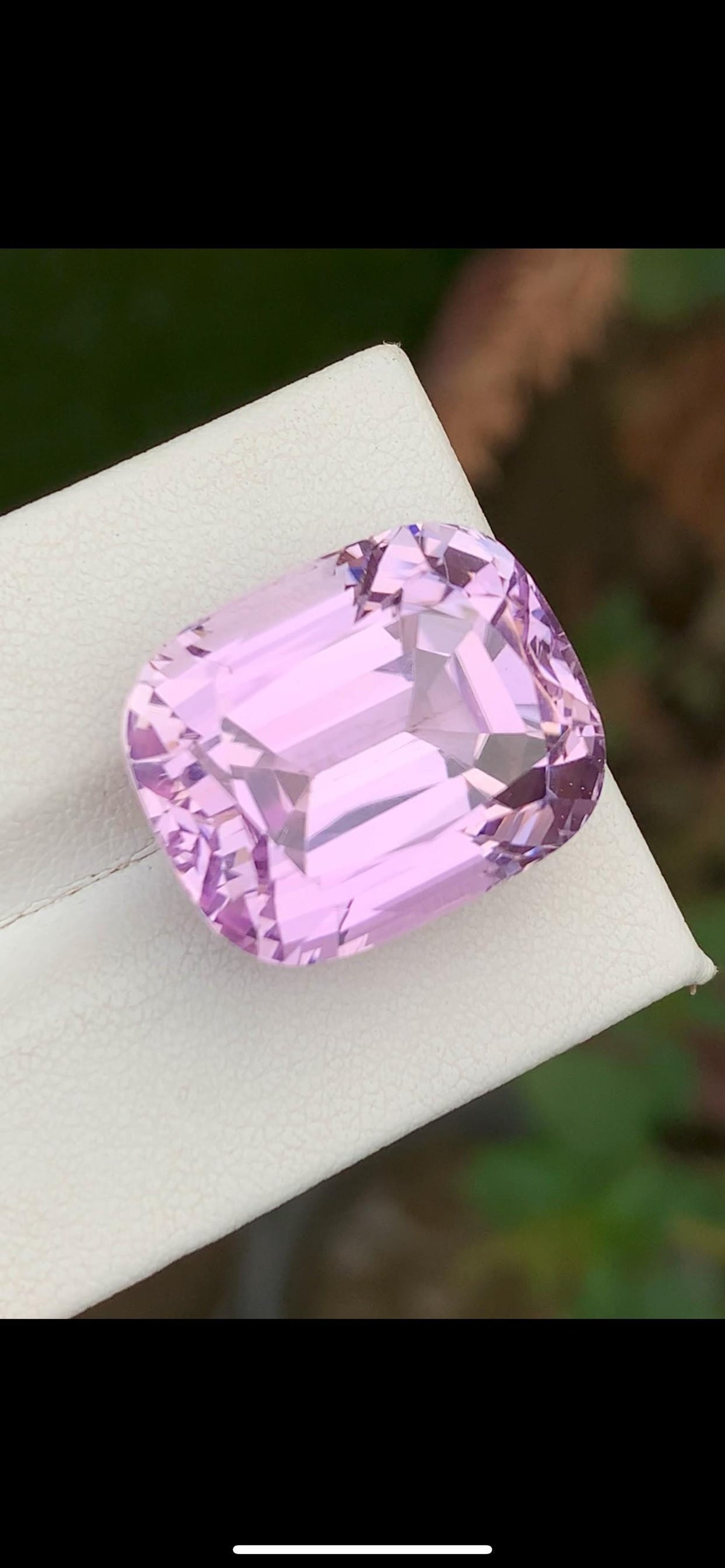 37.40 ct pink kunzite cushion cut, Kunar Afghanistan