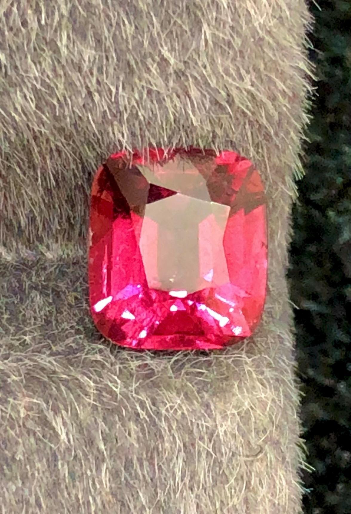 Rubelite Tourmaline 1.20ct Faceted — Natural Hot pink Gemstone - photo 3