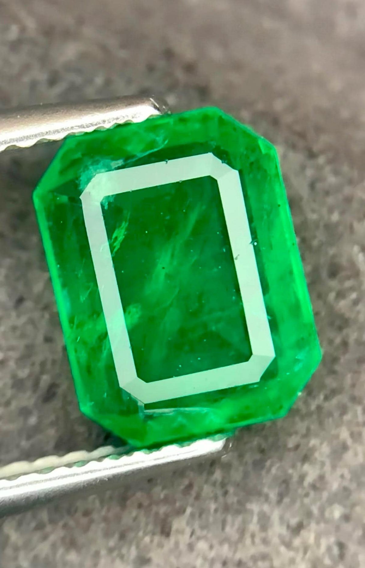 Emerald 1.35ct Emerald cut — Natural Green Gemstone - photo 5