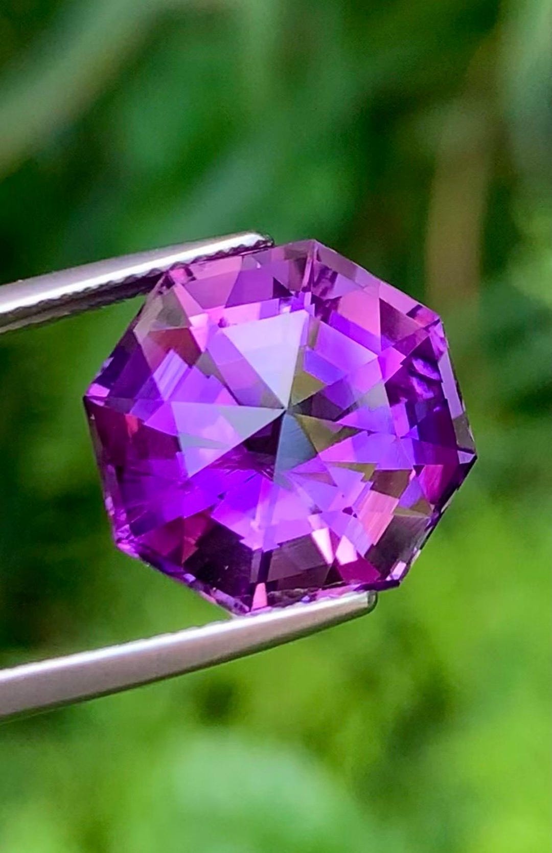 Amethyst 8.55ct Precision Faceted — Natural Rich Royal Purple Gemstone - photo 1
