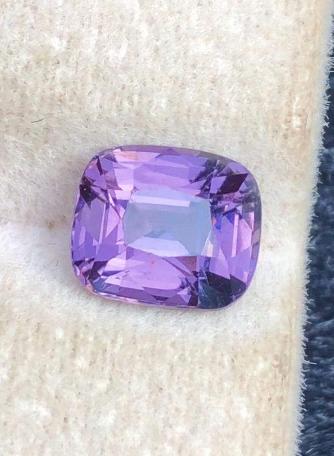 Spinel 1.50ct Cushion — Natural Purple Gemstone - photo 1