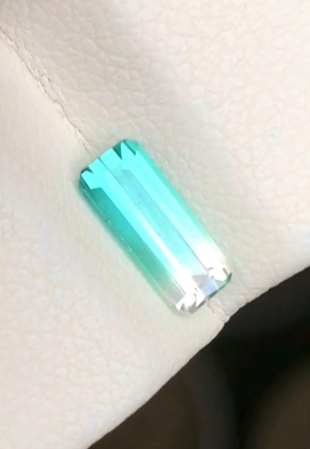 Bi-Color Tourmaline 0.70ct Faceted — Natural Lagoon Bi Color (pink and green) Gemstone - photo 1