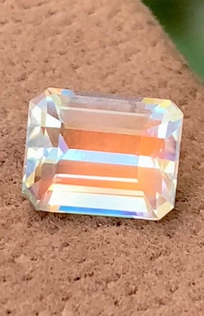 Rainbow Moonstone 1.64ct Octagon — Natural Gemstone - photo 3