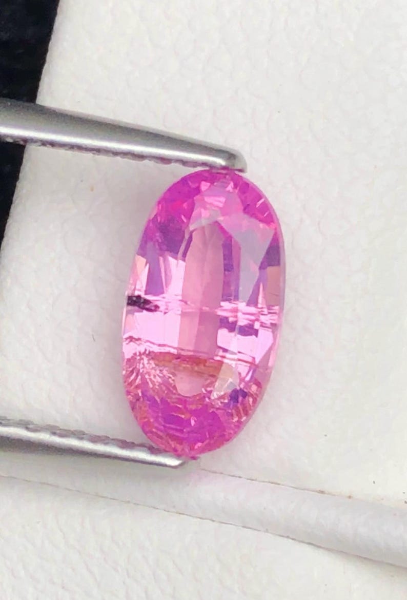 Padparadscha Sapphire 1.28ct Oval faceted — Natural Orange-pink Gemstone - photo 3