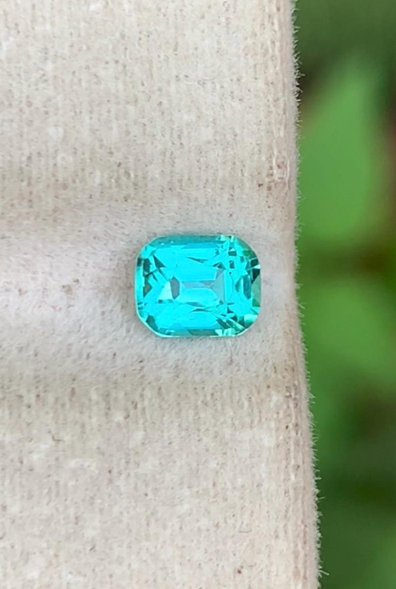 Tourmaline 0.50ct Faceted — Natural Tiffany Lagoon Gemstone - photo 2