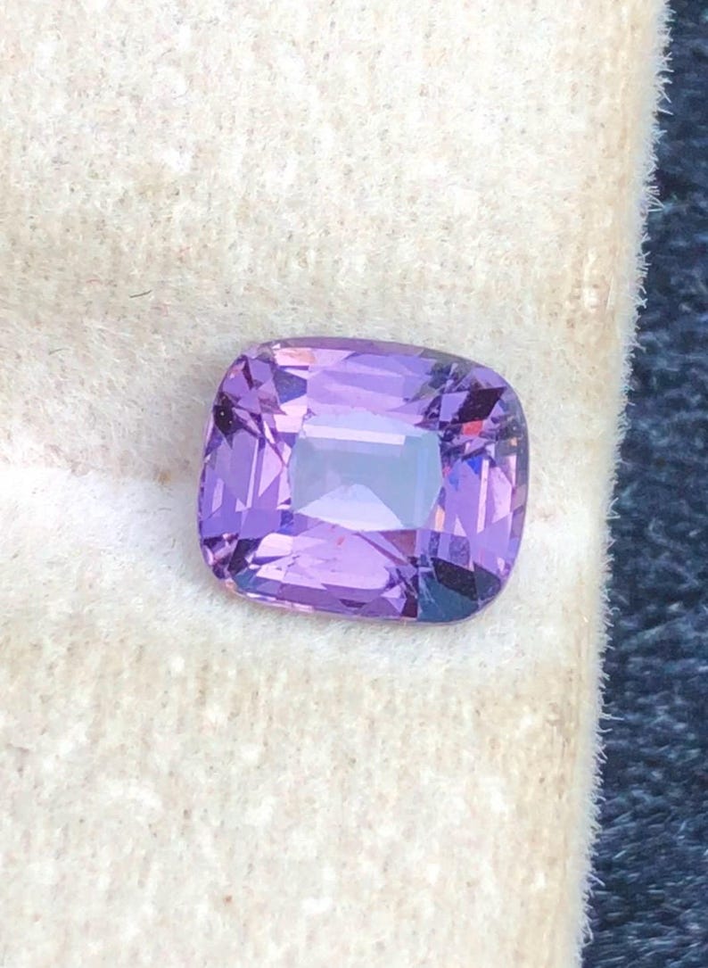 Spinel 1.50ct Cushion — Natural Purple Gemstone - photo 3