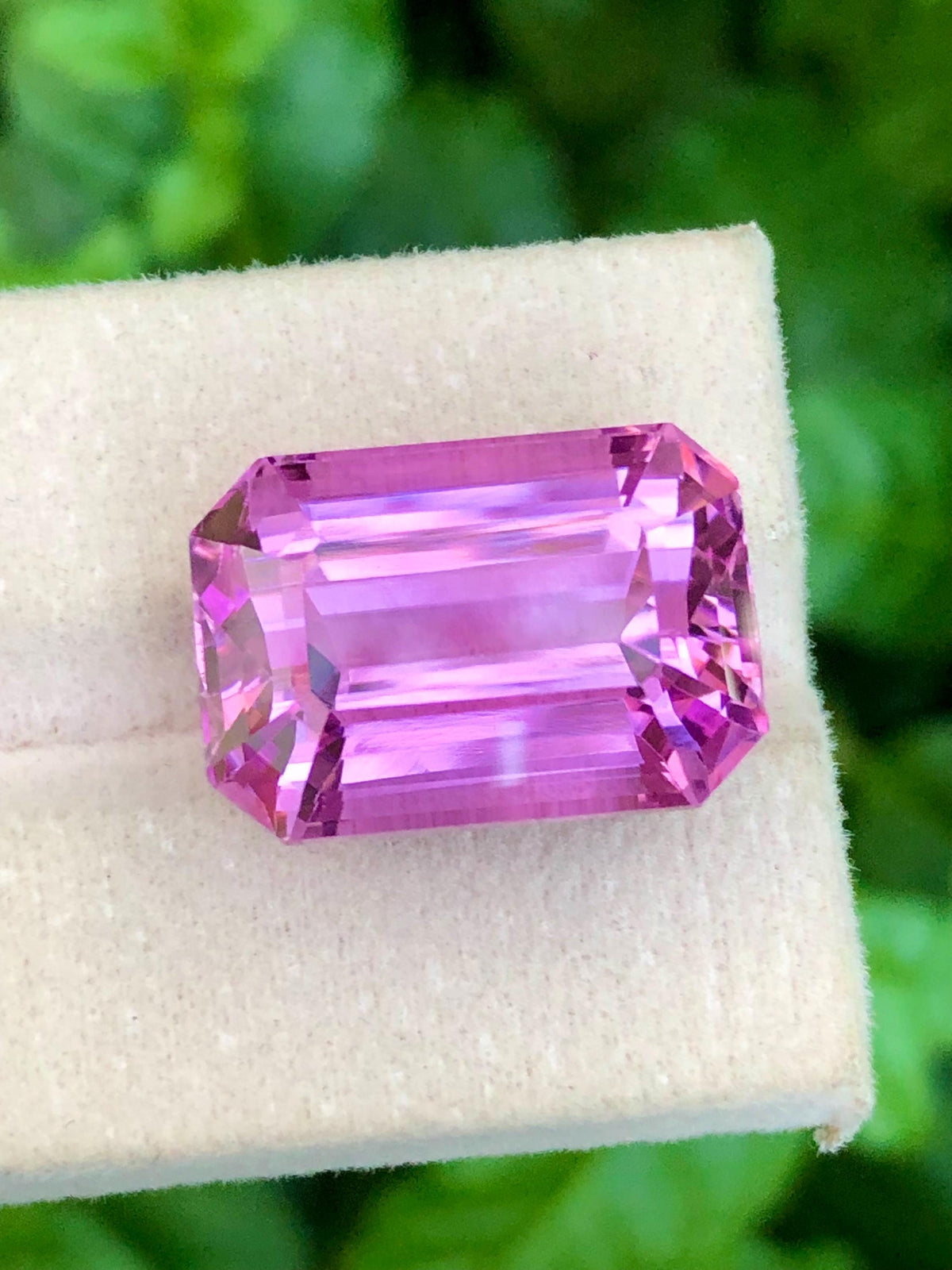 Kunzite 29.00 ct Emerald Cut — Natural Deep Pink Gemstone - photo 1