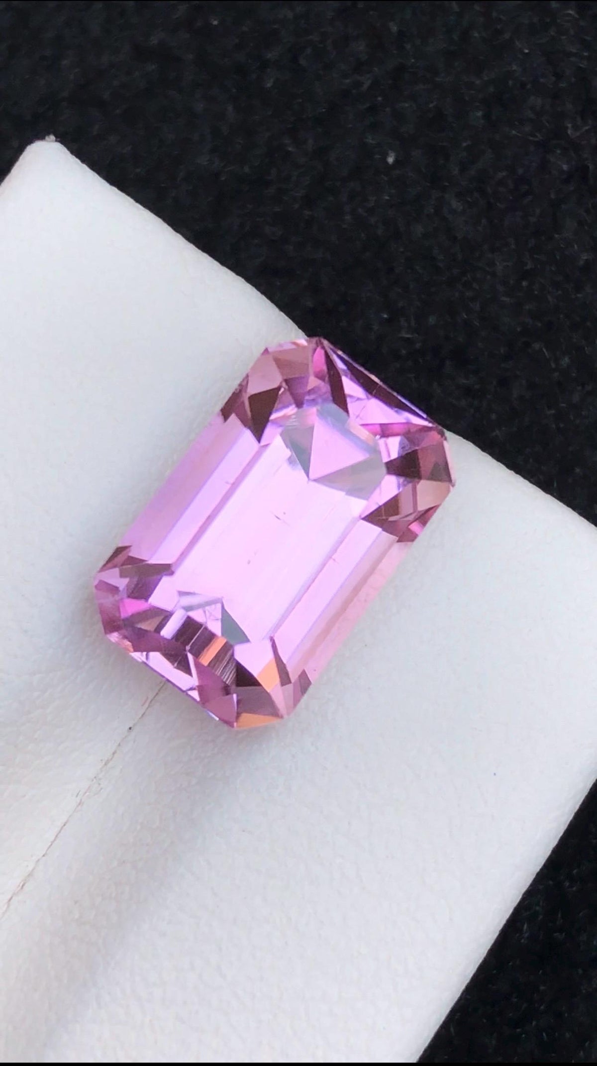 Kunzite 9.75 ct Emerald Cut — Natural Pink Gemstone - photo 1