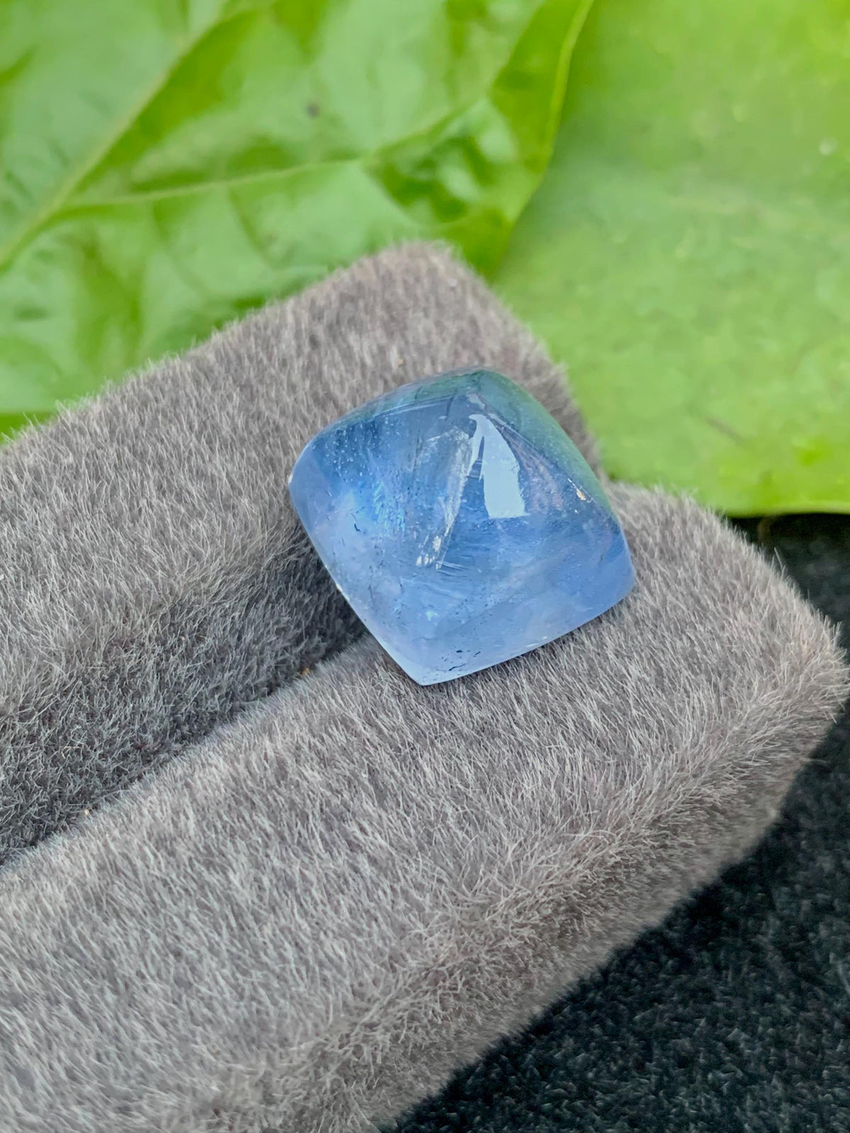 Aquamarine 12.90 ct Sugarloaf Cabochon — Natural Santa Maria Blue Gemstone - photo 1