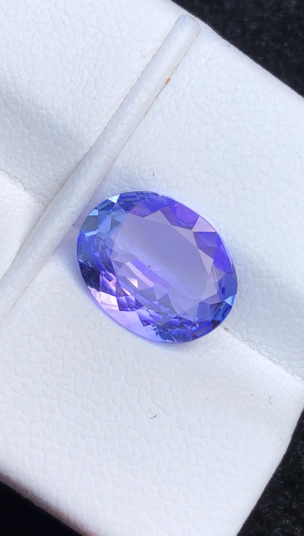 Tanzanite 2.80 ct Oval Cut — Natural Violet Blue Gemstone - photo 1