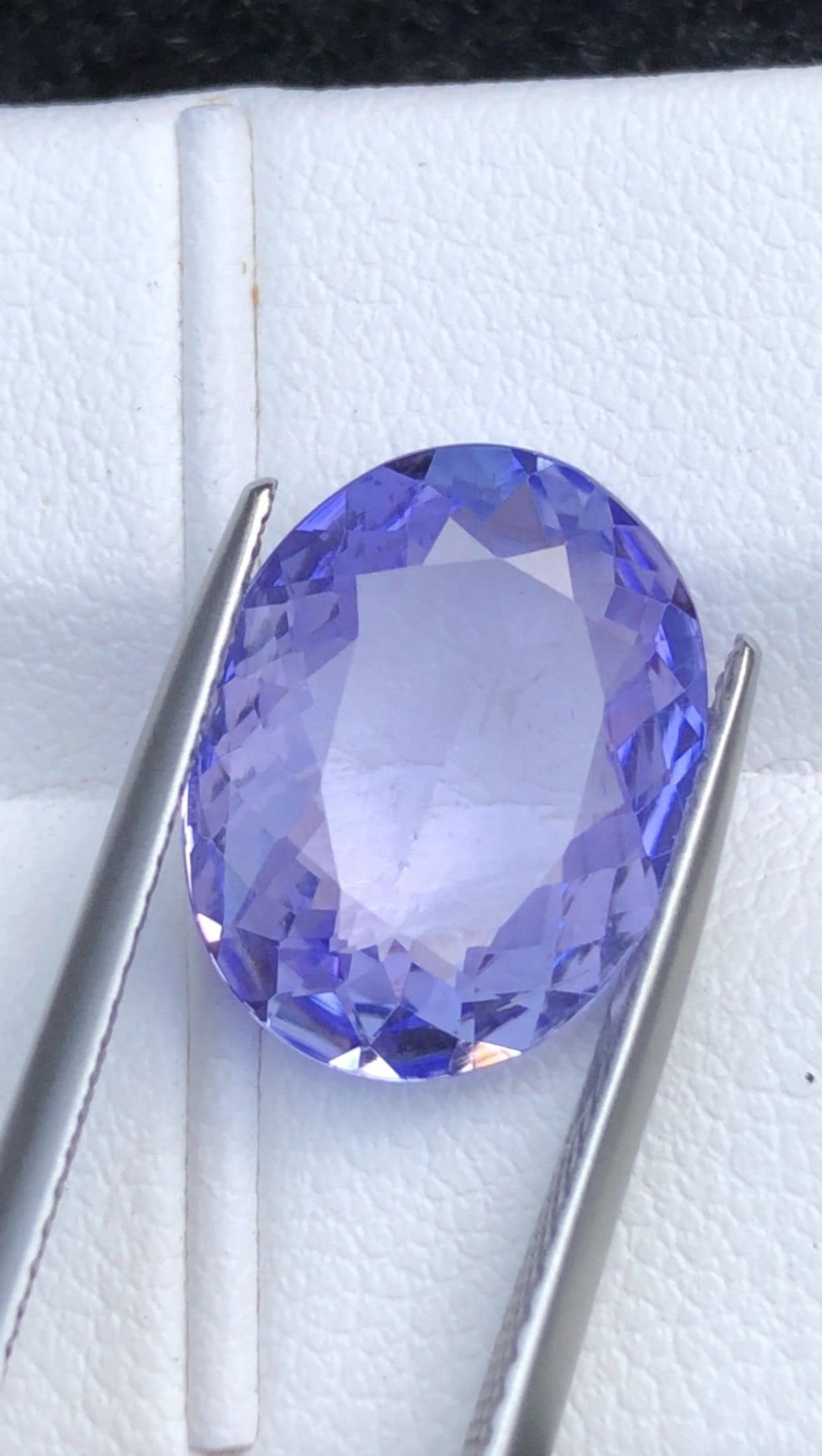 Tanzanite 6.06 ct Oval Cut — Natural Violet Blue Gemstone - photo 1