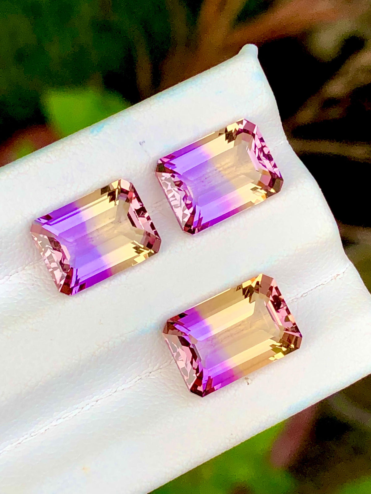 Ametrine 11ct Emerald Cut — Natural Purple & Golden Yellow Gemstone - photo 3